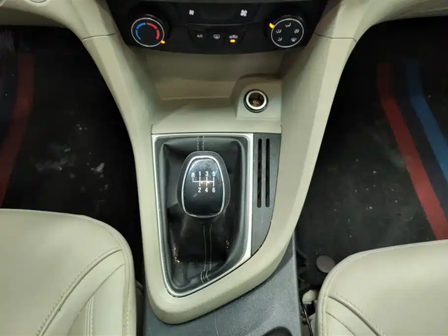 Yinglang 2019 15T Manual Elite National VI купить на сайте DeffCars