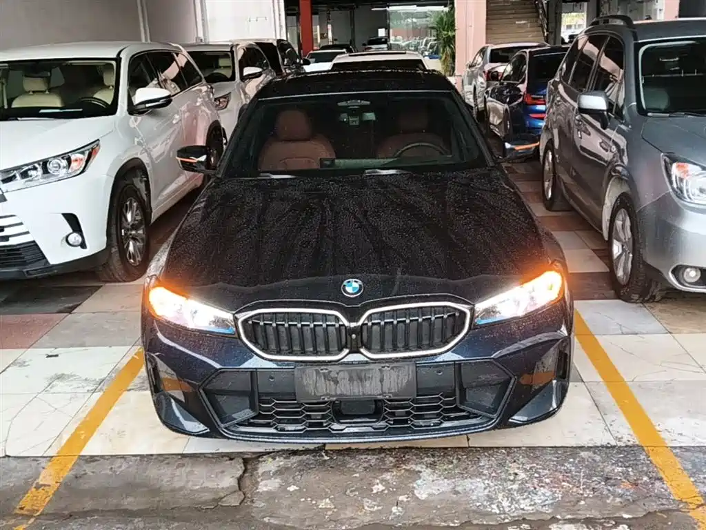 BMW 3 Series 2025 330Li Exclusive M Sports Night Package купить на сайте DeffCars