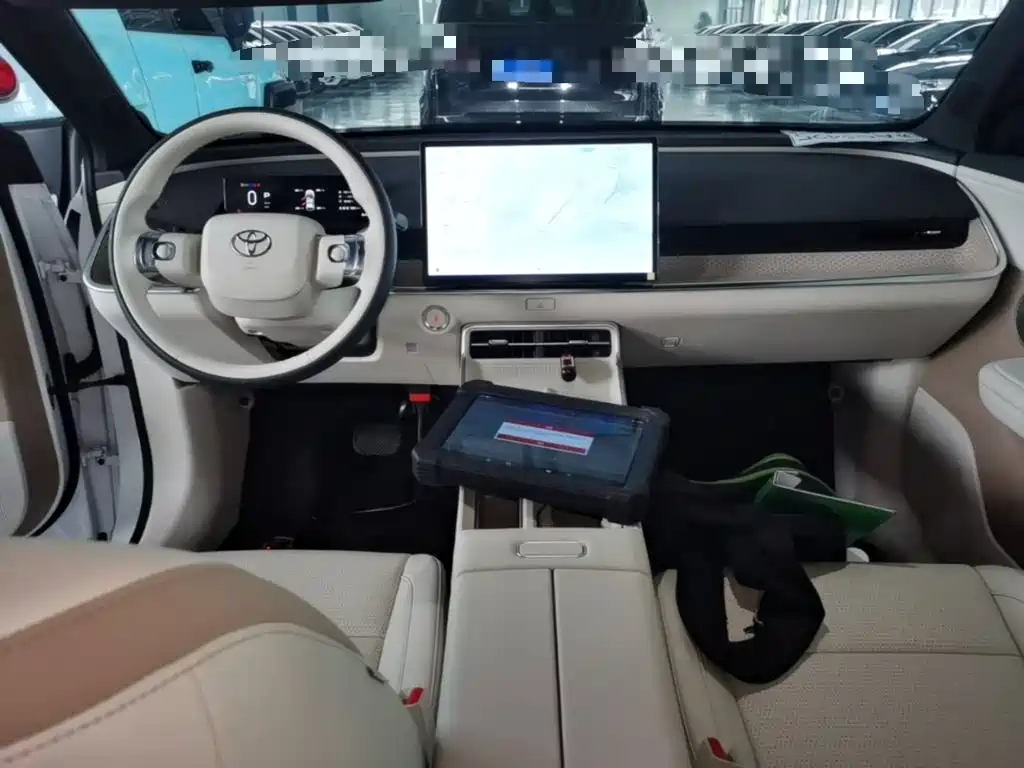 Platinum 3X 2025 520 Pro купить на сайте DeffCars
