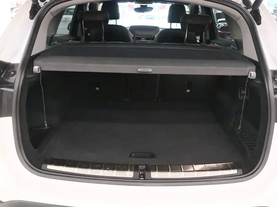 BMW X1 2018 sDrive18Li Exclusive Model купить на сайте DeffCars