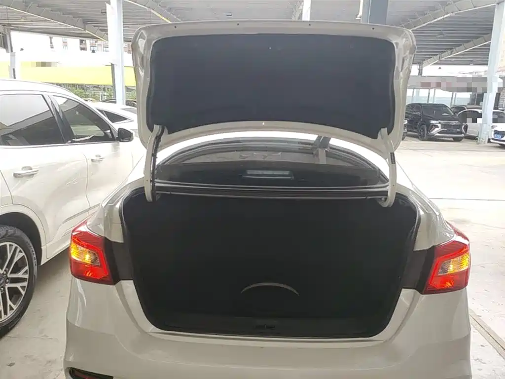 Sylphy 2021 Classic 1.6XE CVT Comfort Edition купить на сайте DeffCars