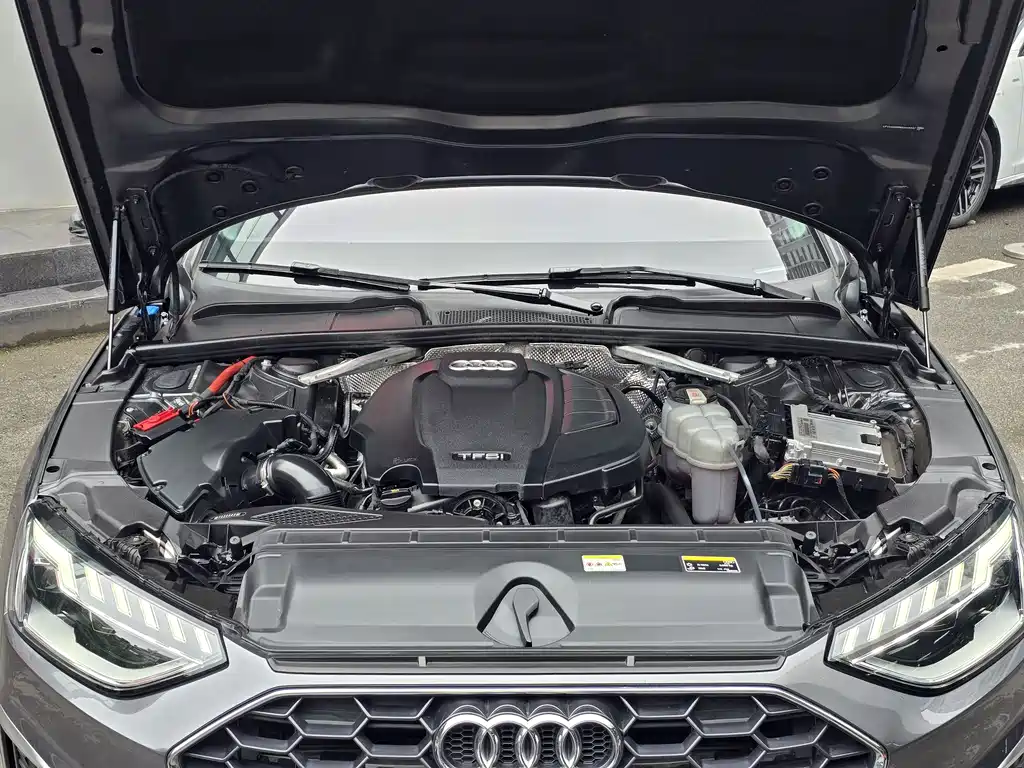 Audi A4L 2022 40 TFSI Fashionable and Dynamic купить на сайте DeffCars