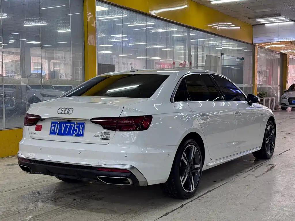 Audi A4L 2020 40 TFSI quattro luxury and dynamic model купить на сайте DeffCars