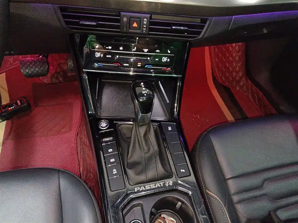 Passat 2020 facelift 330TSI Elite Edition National VI купить на сайте DeffCars