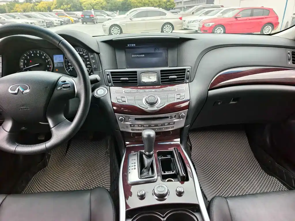 Infiniti Q70 2017 Q70L 2.5L Enjoy Edition купить на сайте DeffCars