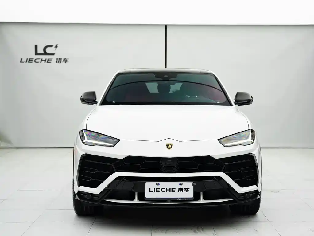 Urus 2018 4.0T V8 купить на сайте DeffCars