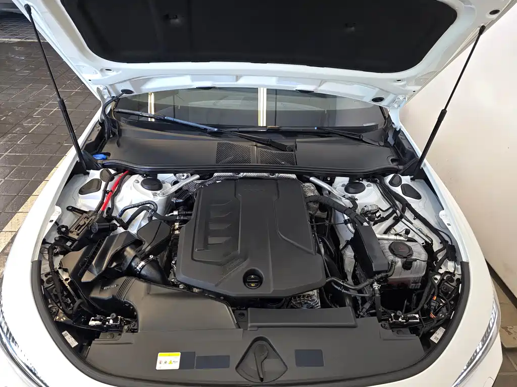 Audi A5L 2026 2.0T sports version quattro купить на сайте DeffCars