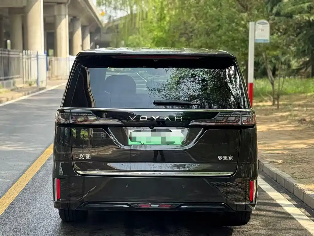 Lantu Dreamer 2025 PHEV four-wheel drive premium Qiankun version купить на сайте DeffCars