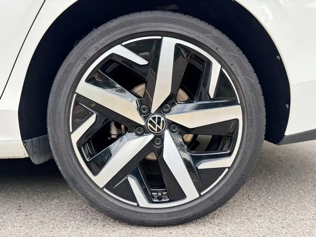 Lingdu 2022 Lingdu L 280TSI DSG Hot Edition купить на сайте DeffCars