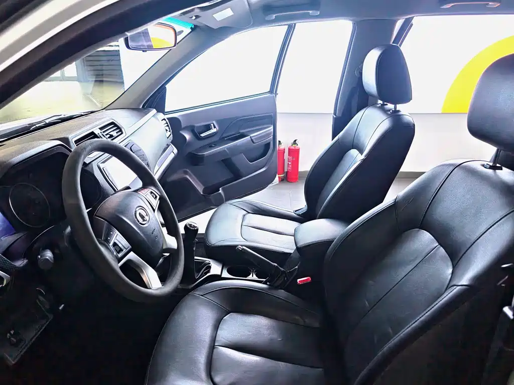 Fengjun 5 2017 2.4L European version gasoline four-wheel drive elite large double row 4G69S4N купить на сайте DeffCars