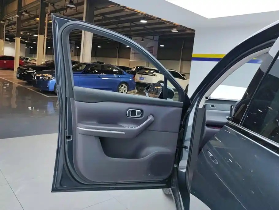 C10 2024 210 lidar version купить на сайте DeffCars