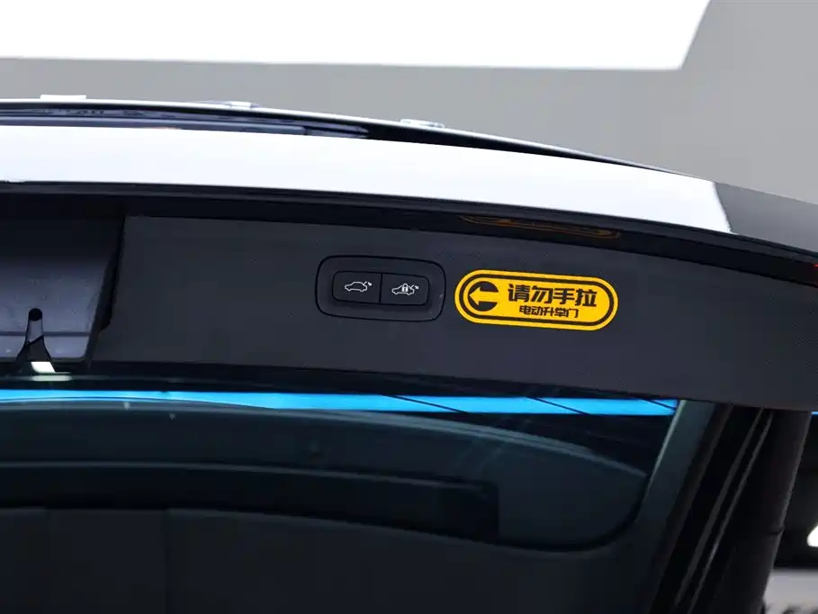 Volvo XC90 2018 T6 Zhiya Edition 7 seats купить на сайте DeffCars