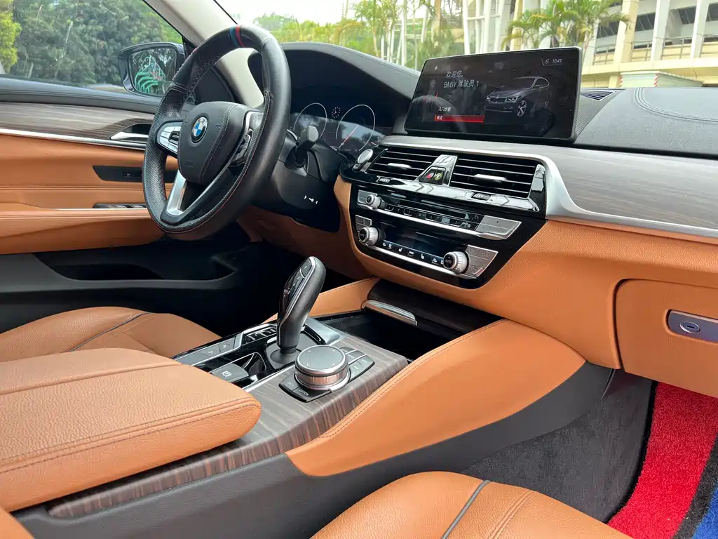 BMW 6 Series GT 2019 630i Luxury Design Package купить на сайте DeffCars