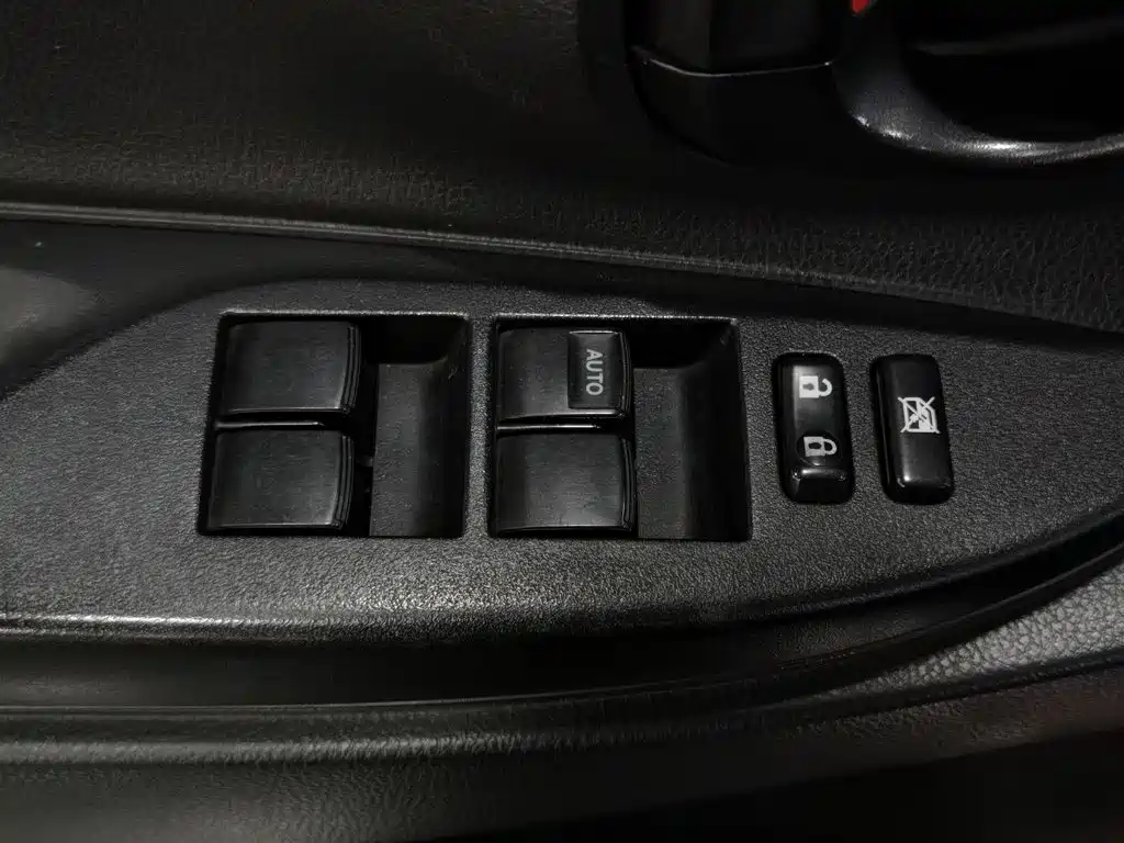 YARiS L Zhixuan 2014 1.3E manual charm version купить на сайте DeffCars