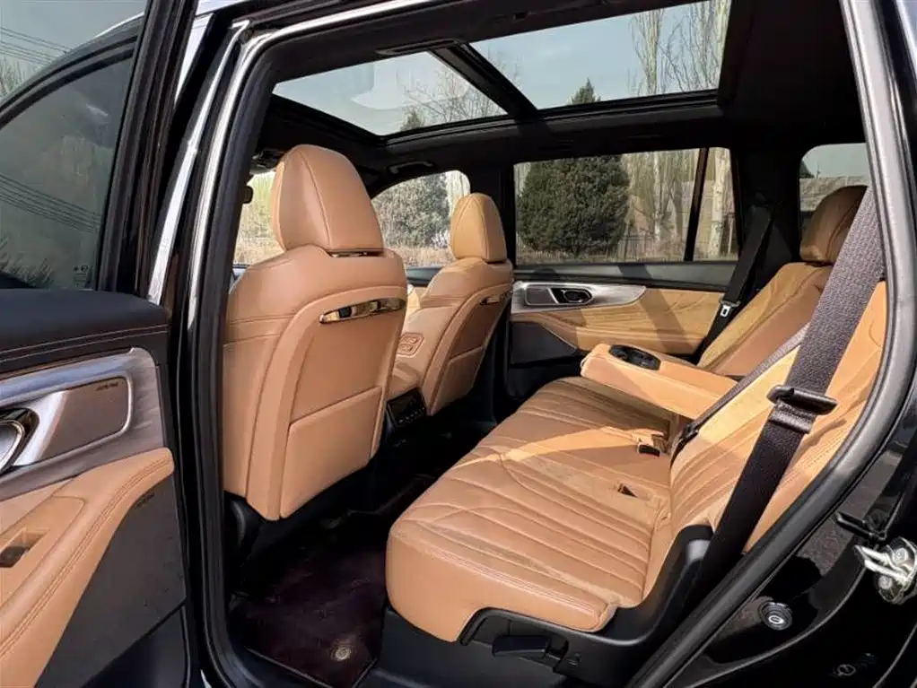 Trumpchi ES9 2024 PHEV 143km Pro+ купить на сайте DeffCars