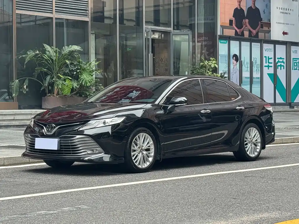 Camry 2019 2.5G Deluxe Edition National V купить на сайте DeffCars