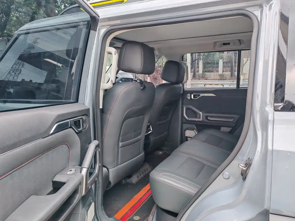 Jietu Traveler 2023 2.0T four-wheel drive crossover PRO купить на сайте DeffCars