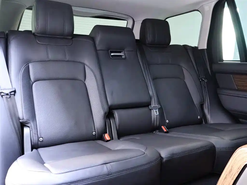 Range Rover 2019 3.0 SC V6 Legendary Extended Edition купить на сайте DeffCars