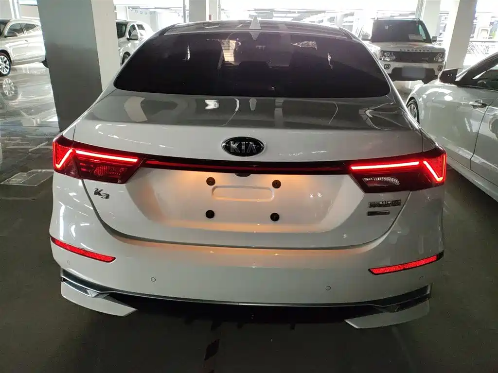 Kia K3 2020 1.5L CVT Fashion Edition купить на сайте DeffCars