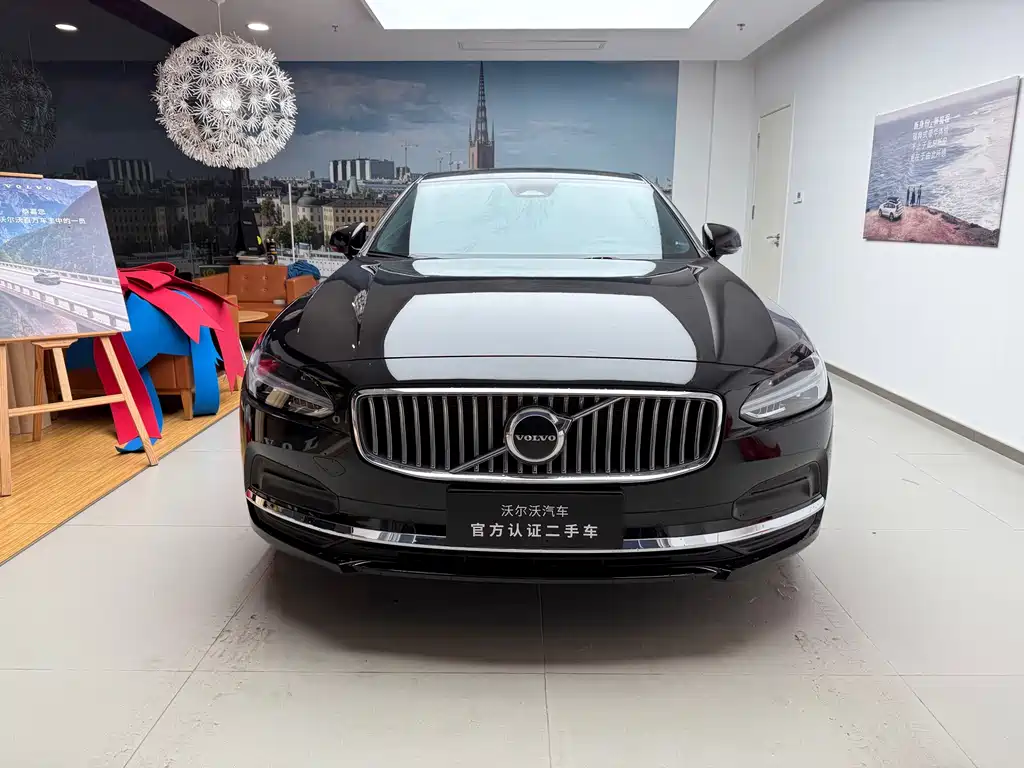 Volvo S90 2025 B5 Zhiyuan Luxury Edition купить на сайте DeffCars
