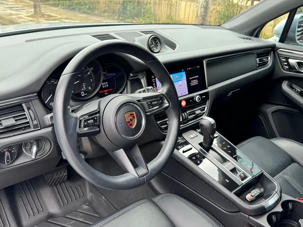 Macan 2023 Macan 2.0T купить на сайте DeffCars