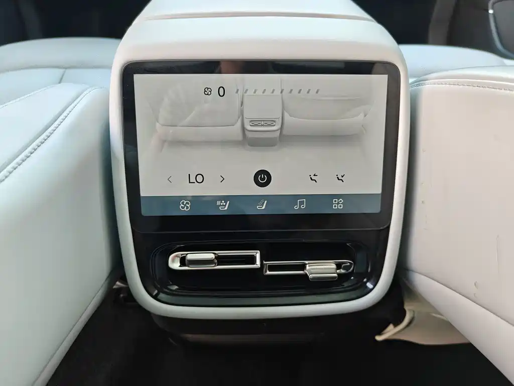 Xpeng P7+ 2024 Long Battery Life Max купить на сайте DeffCars