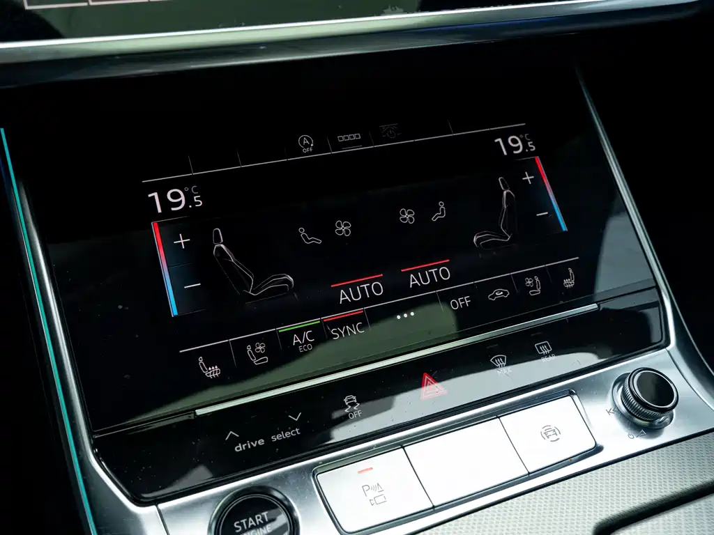 Audi A6L 2025 45 TFSI Premium Dynamic + Ventilation Comfort Package купить на сайте DeffCars