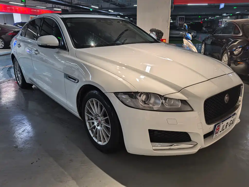 Jaguar XF 2016 XF 2.0T 2WD Fenghua Edition купить на сайте DeffCars