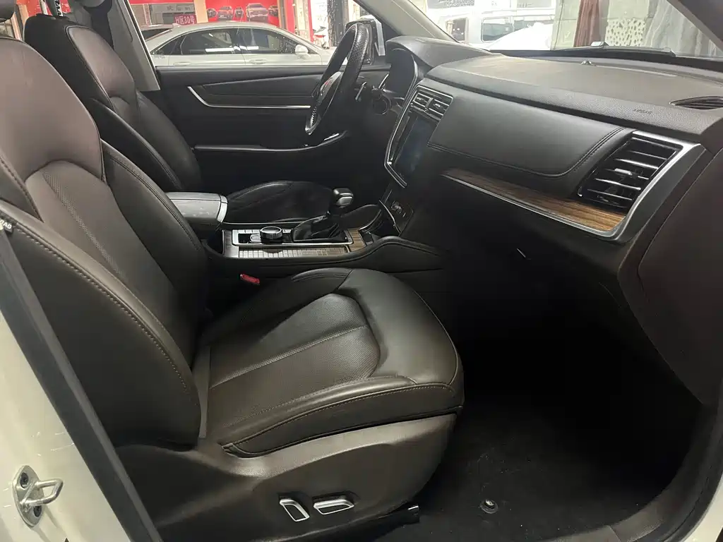Roewe RX8 2019 30T Intelligent Networked Four-wheel Drive Super Flagship Edition купить на сайте DeffCars