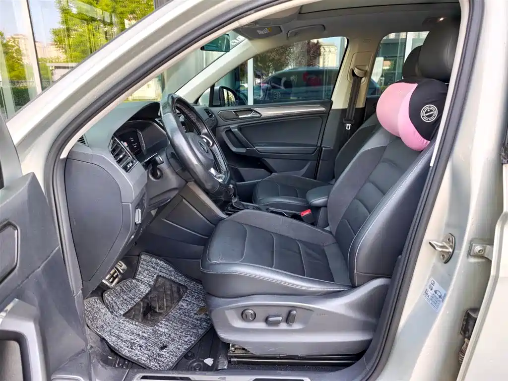 Tiguan L 2021 330TSI automatic two-wheel drive R-Line flagship version купить на сайте DeffCars