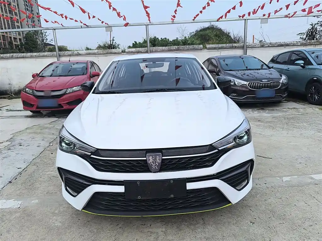 Roewe i5 2021 1.5L CVT Platinum Edition купить на сайте DeffCars