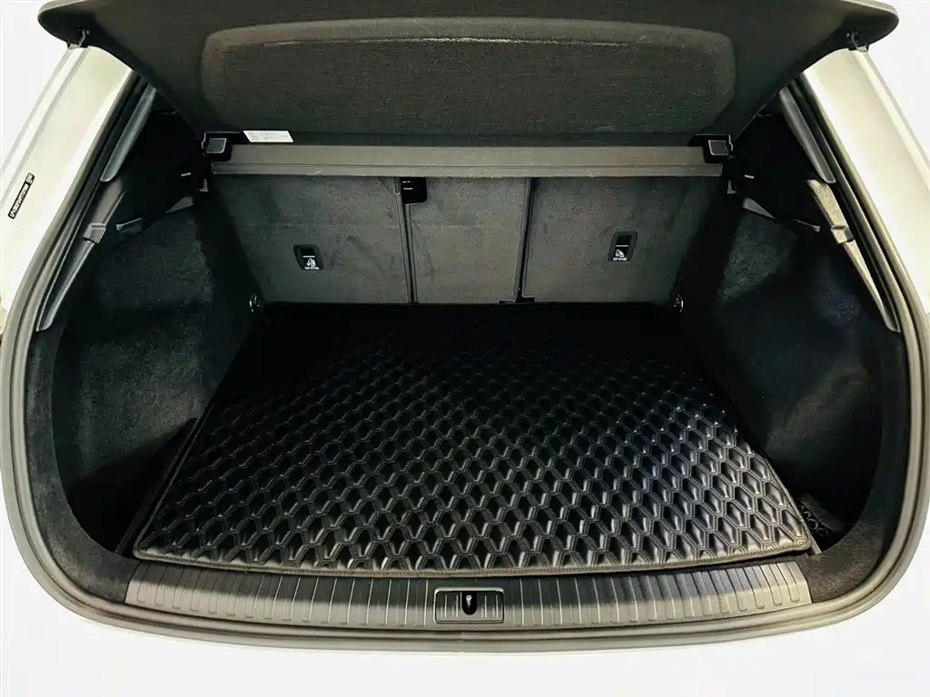 Audi Q3 2024 35 TFSI Enterprising and Elegant Model купить на сайте DeffCars