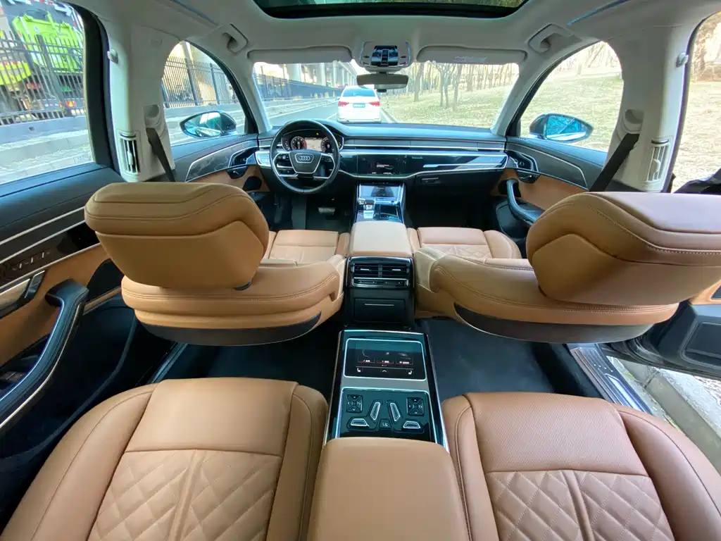 Audi A8 2024 A8L 50 TFSI quattro Premium Selection купить на сайте DeffCars