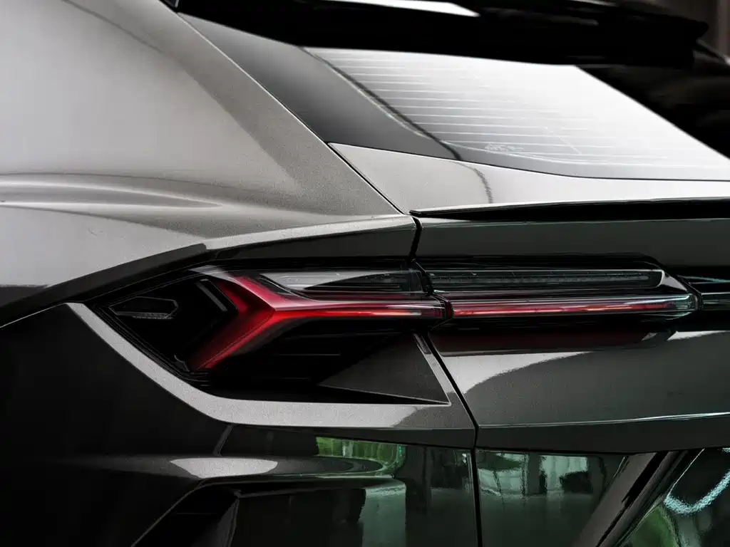 Urus 2021 4.0T V8 купить на сайте DeffCars