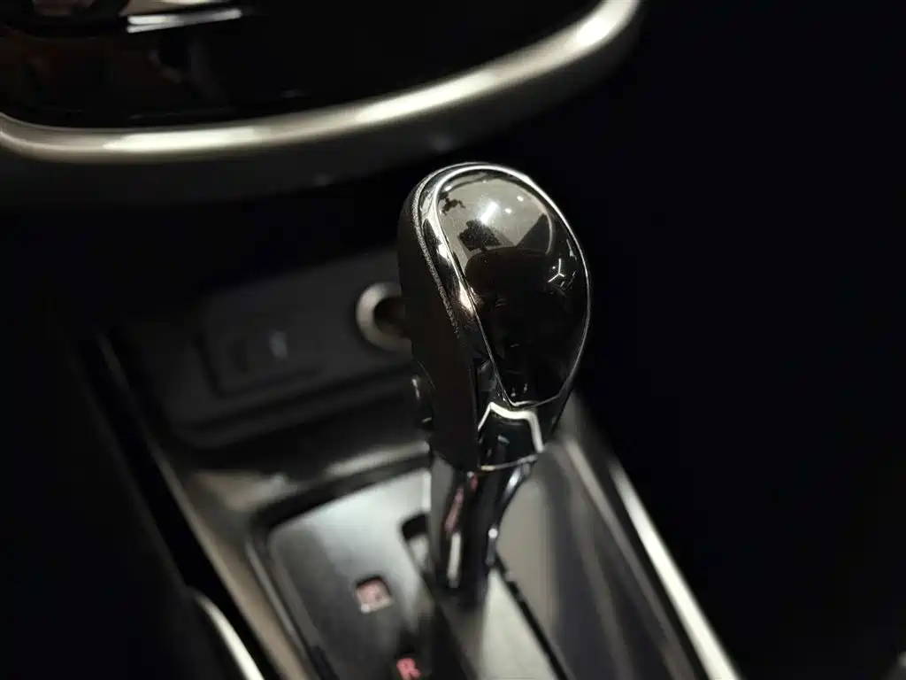 Tiida 2021 1.6L CVT Smart Travel Edition купить на сайте DeffCars