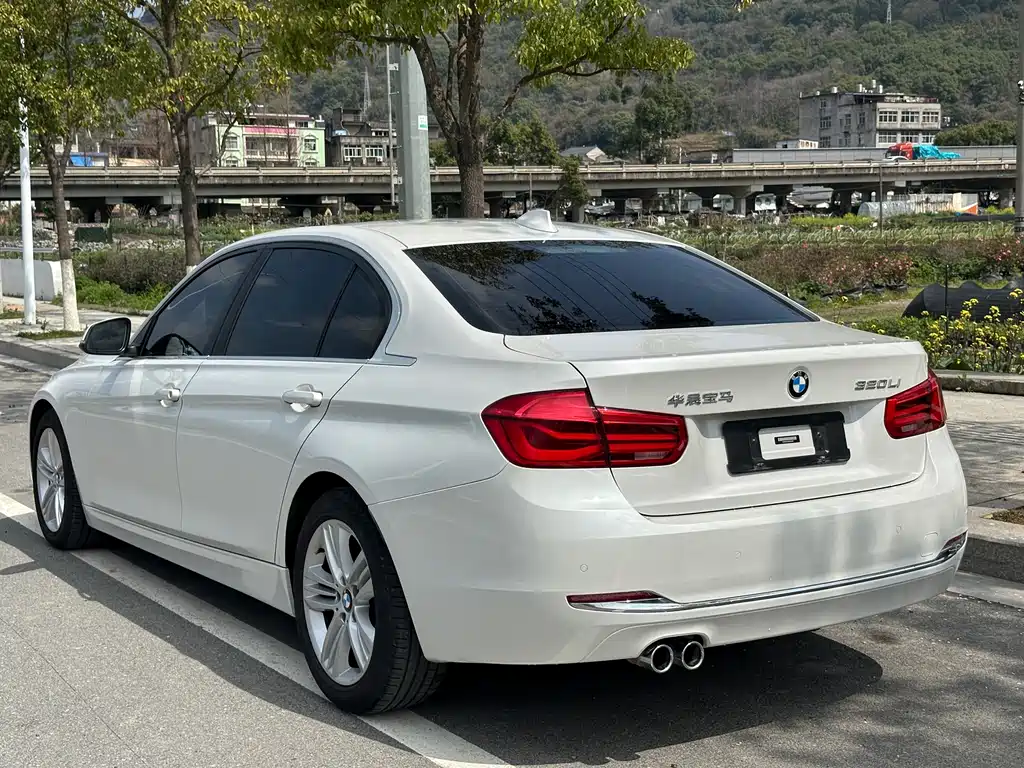 BMW 3 Series 2017 320Li Fashion Model купить на сайте DeffCars