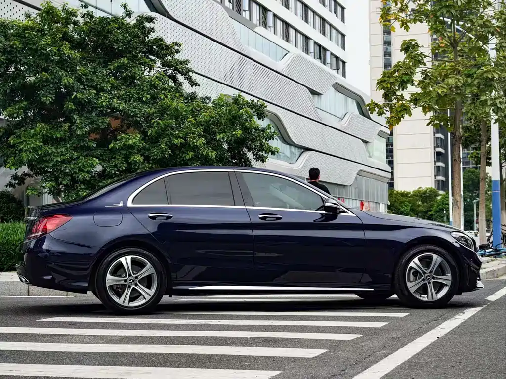 Mercedes-Benz C-Class 2020 facelift C 260 L sports version купить на сайте DeffCars