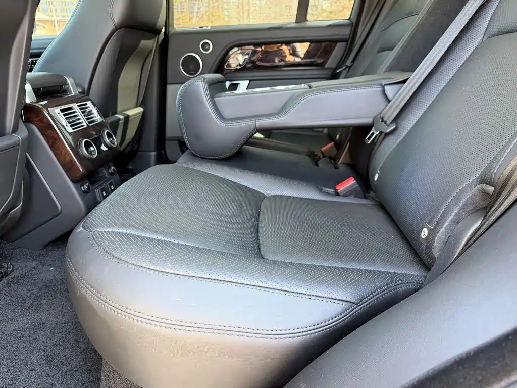 Range Rover 2020 3.0 L6 Legend Edition купить на сайте DeffCars