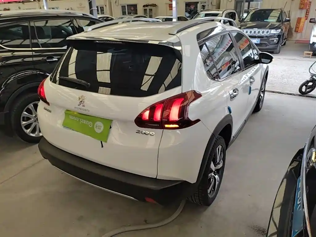 Peugeot 2008 2018 1.6L Automatic Fashion Edition купить на сайте DeffCars
