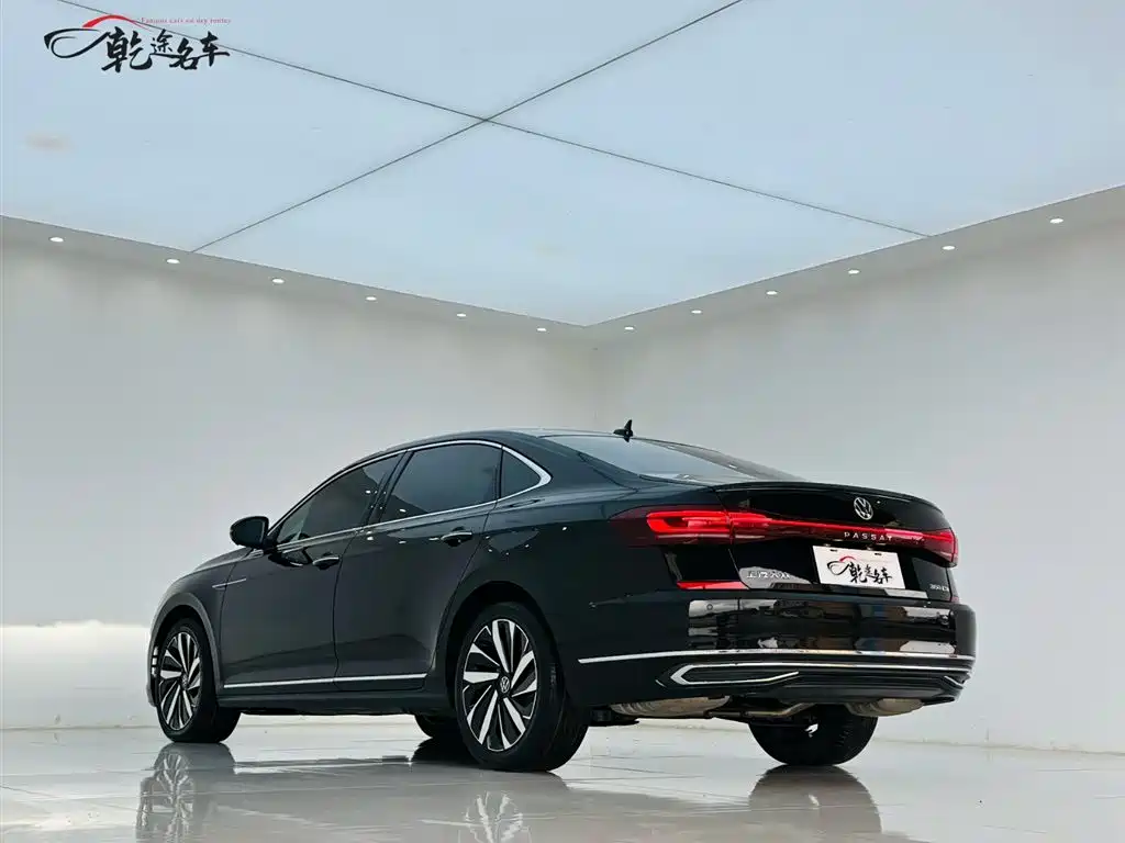 Passat 2023 facelift 380TSI luxury version купить на сайте DeffCars