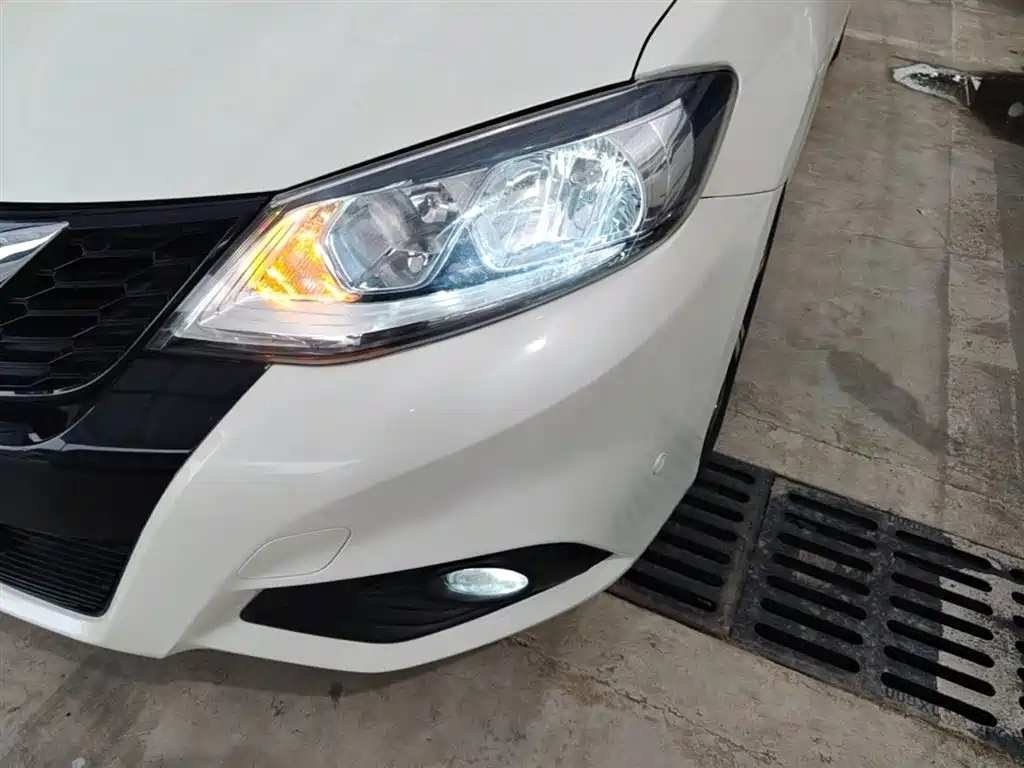 Tiida 2019 1.6L CVT Intelligent Travel Edition National V купить на сайте DeffCars