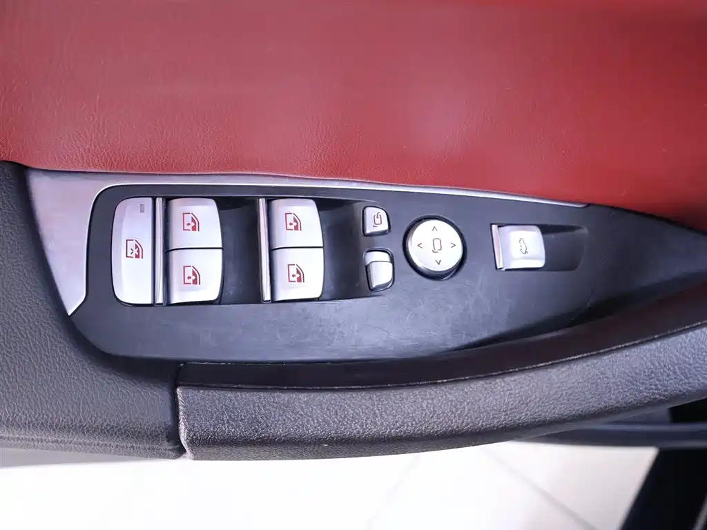 BMW X4 2022 xDrive 25i M Sports Package купить на сайте DeffCars
