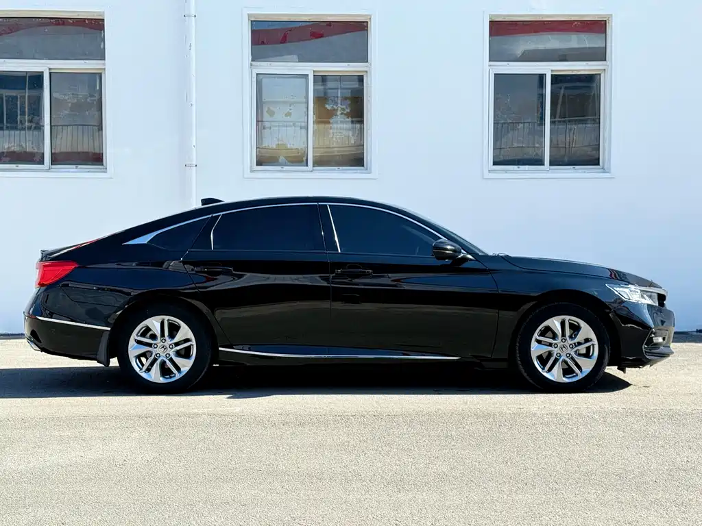 Accord 2018 260TURBO Elite Edition National VI купить на сайте DeffCars