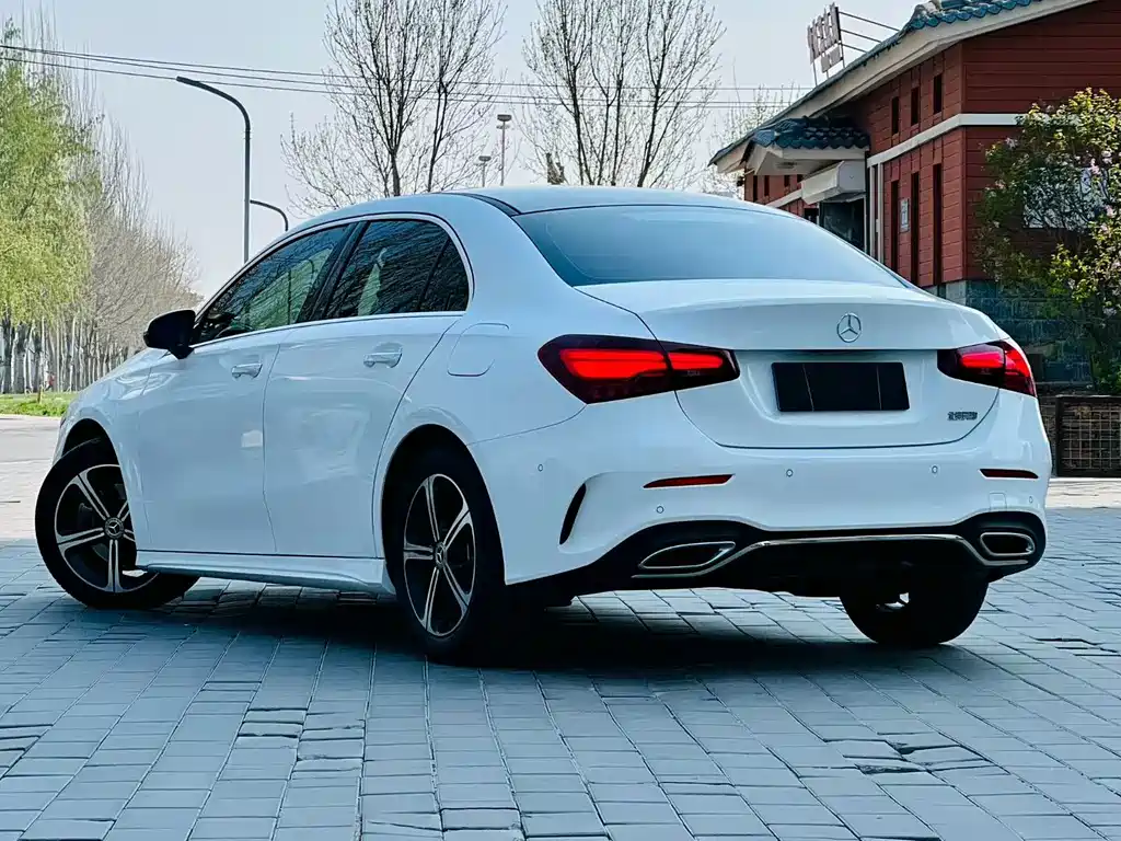 Mercedes-Benz A-Class 2023 A 200 L Fashion Model купить на сайте DeffCars