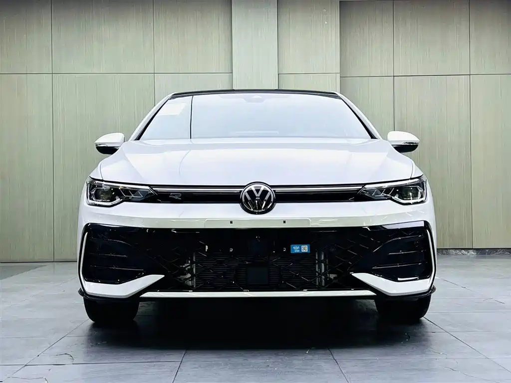 Golf 2025 facelift 300TSI R-Line купить на сайте DeffCars