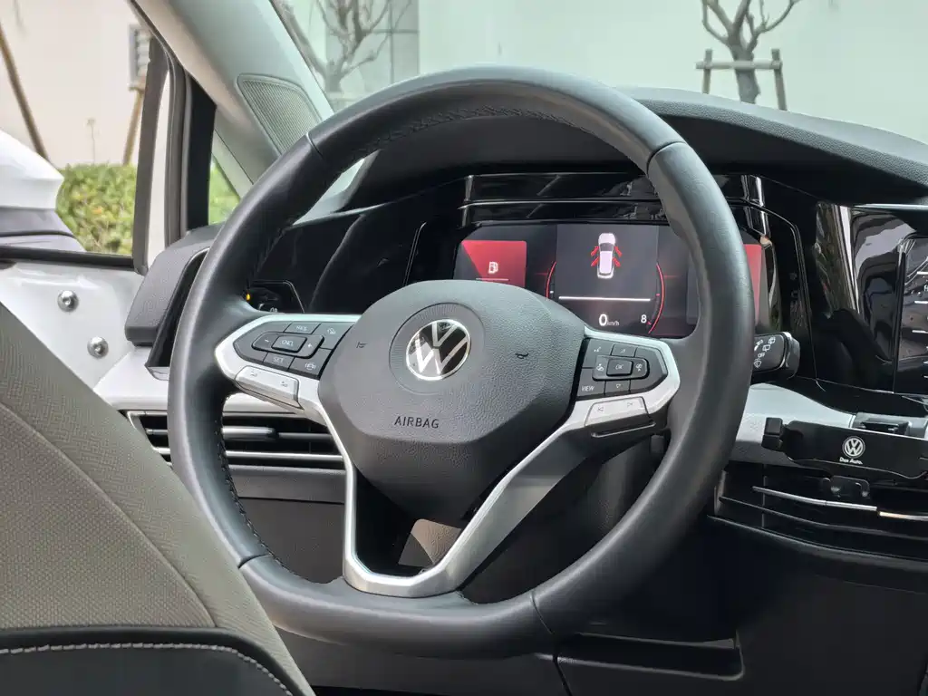 Golf 2023 280TSI DSG Pro купить на сайте DeffCars