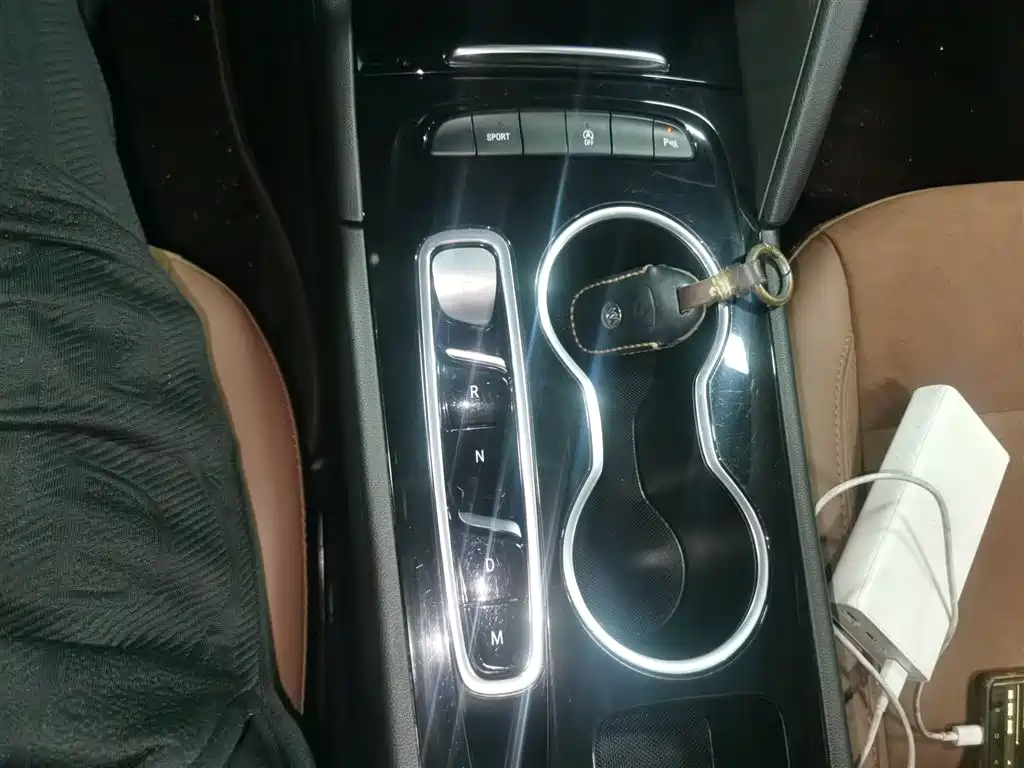Regal 2023 552T smart model купить на сайте DeffCars