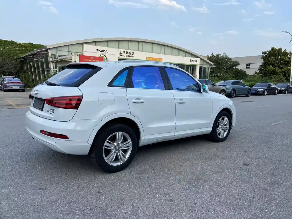 Audi Q3 2015 35 TFSI quattro technology купить на сайте DeffCars
