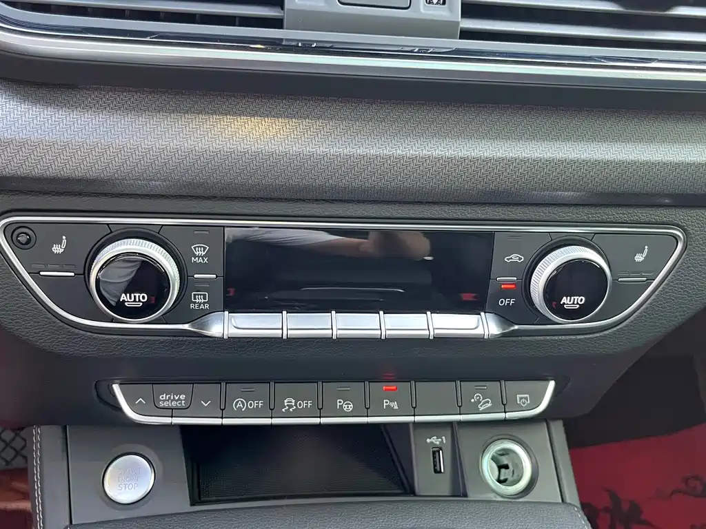 Audi Q5L 2022 40T luxury and dynamic model купить на сайте DeffCars