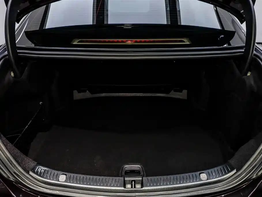 Mercedes-Benz E-Class 2021 facelift E 260 L купить на сайте DeffCars